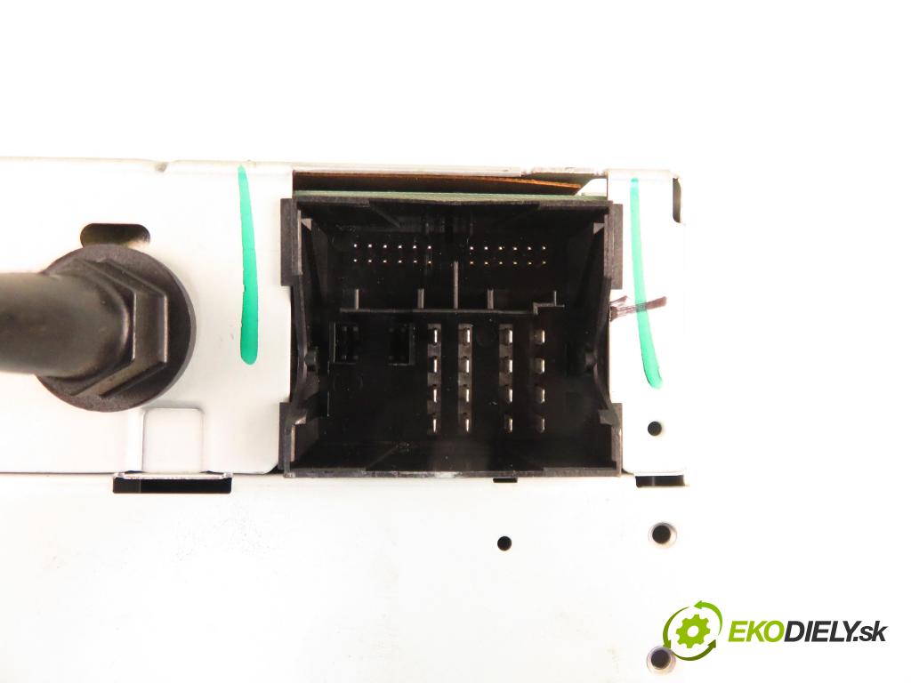 FORD FOCUS II (DA_, HCP) HB 2005 107,00 2.0 Flex 145 - SYDA 1999,00 RADIO CD 4M5T18C815BH