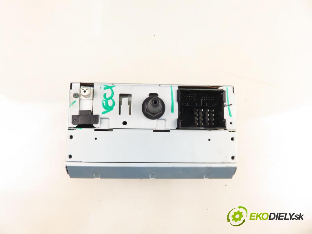 FORD FOCUS II (DA_, HCP) HB 2005 107,00 2.0 Flex 145 - SYDA 1999,00 RADIO CD 4M5T18C815BH