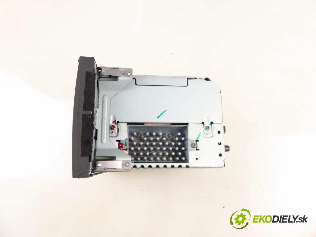 FORD FOCUS II (DA_, HCP) HB 2005 107,00 2.0 Flex 145 - SYDA 1999,00 RADIO CD 4M5T18C815BH