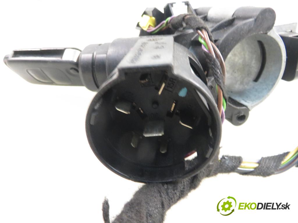 MERCEDES-BENZ KLASA A (W168) HB 2003 70,00 A 170 CDI 95 - OM 668.942 1689,00 spinačka  (Spínacia skrinka)