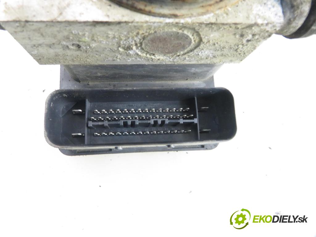 RENAULT LAGUNA II (BG0/1_) LIFTBACK 2001 88,00 1.9 dCi (BG08, BG0G) - F9Q 674 1870,00 Pumpa ABS 10096014093 ; 8200053422 (Pumpa ABS)