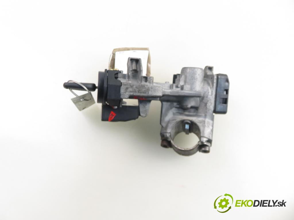 HONDA CIVIC VII Hatchback (EU, EP, EV) HB 2003 81,00 1.6 i - D16V1 1590,00 spinačka MLBHIS5 (Spínacia skrinka)