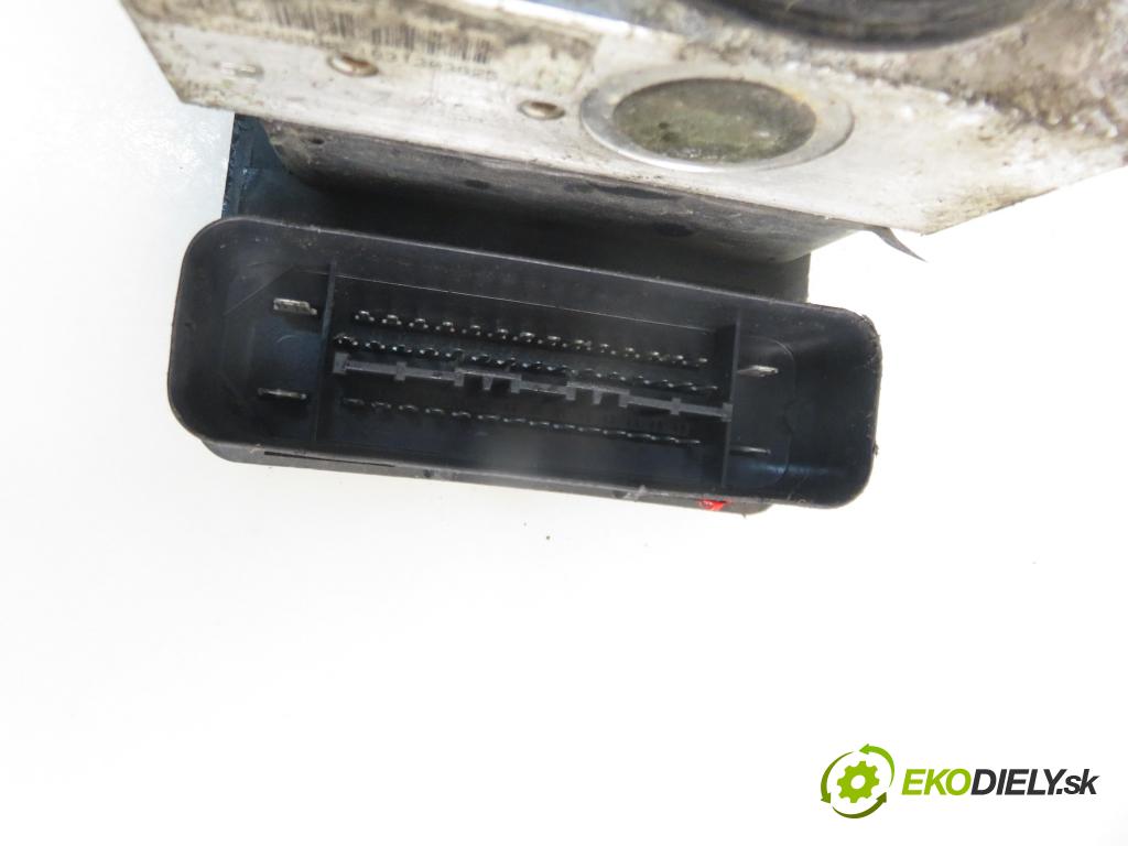 RENAULT LAGUNA II Grandtour (KG0/1_) KOMBI 2001 0,00 1.8 16V (KG0J) - F4P 774 1783,00 Pumpa ABS 8200001333C ; 10020600064 ; 00008285D0 (Pumpa ABS)