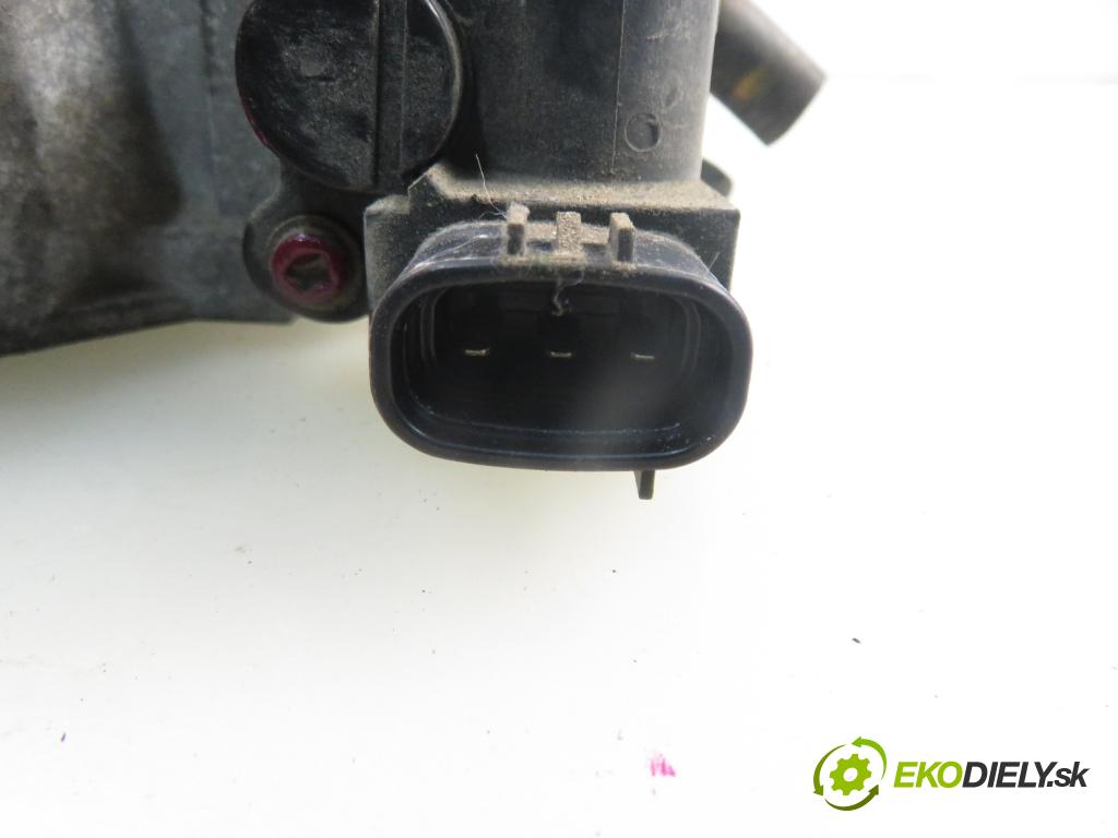 HONDA CIVIC VII Hatchback (EU, EP, EV) HB 2003 81,00 1.6 i - D16V1 1590,00 Škrtiaca klapka 76A0 ; 1362002262 (Škrtiaca klapka)