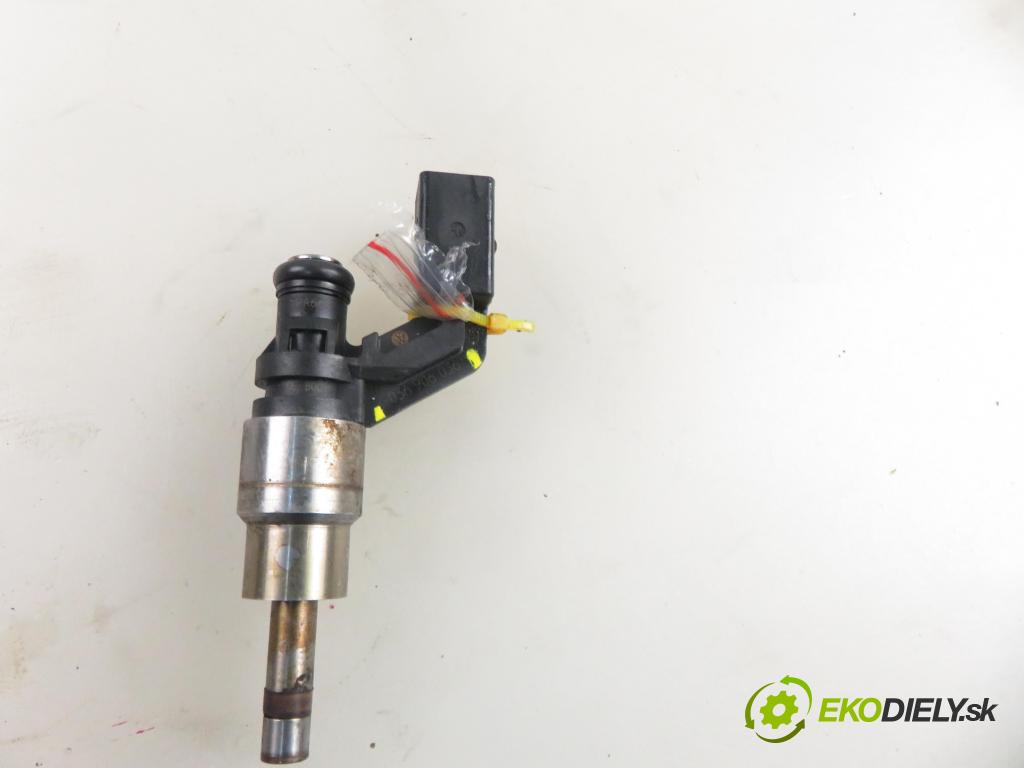 VW GOLF IV (1J1) HB 2002 81,00 1.6 FSI - BAD 1598,00 vstrekovač 036906036 ; 0261500005 (Vstrekovač paliva)