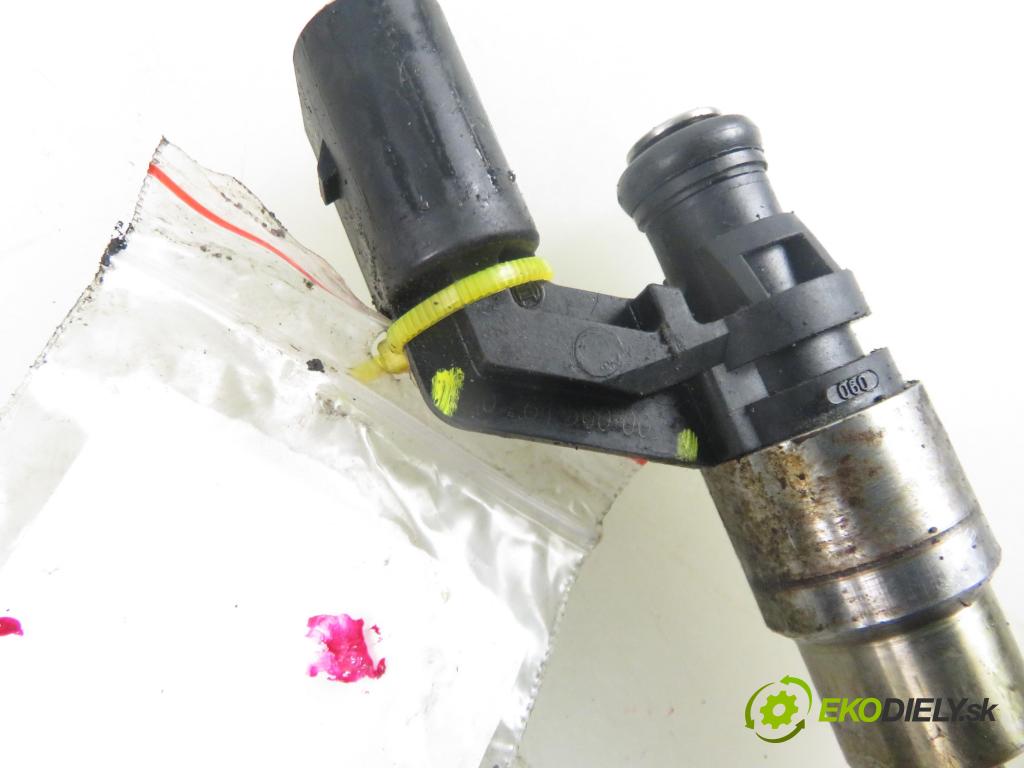 VW GOLF IV (1J1) HB 2002 81,00 1.6 FSI - BAD 1598,00 vstrekovač 036906036 ; 0261500005 (Vstrekovač paliva)