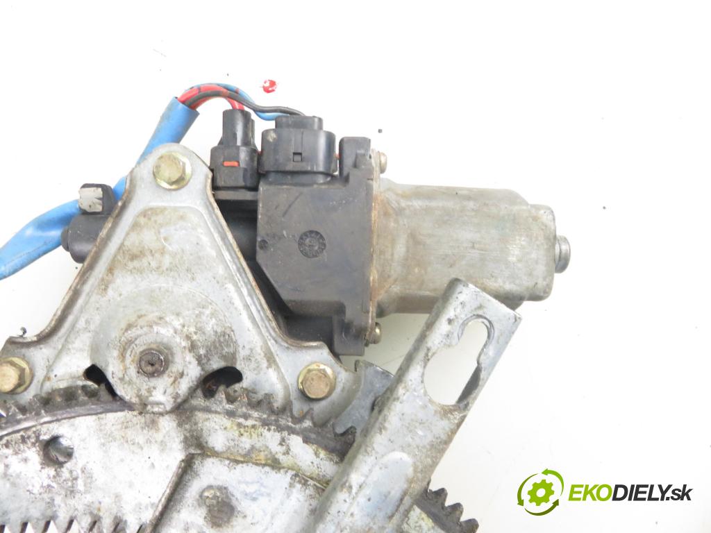 HONDA CR-V I (RD) SUV 1999 94,00 2.0 16V 4WD (RD1, RD3) - B20B3 1972,00 mechanismus oken 