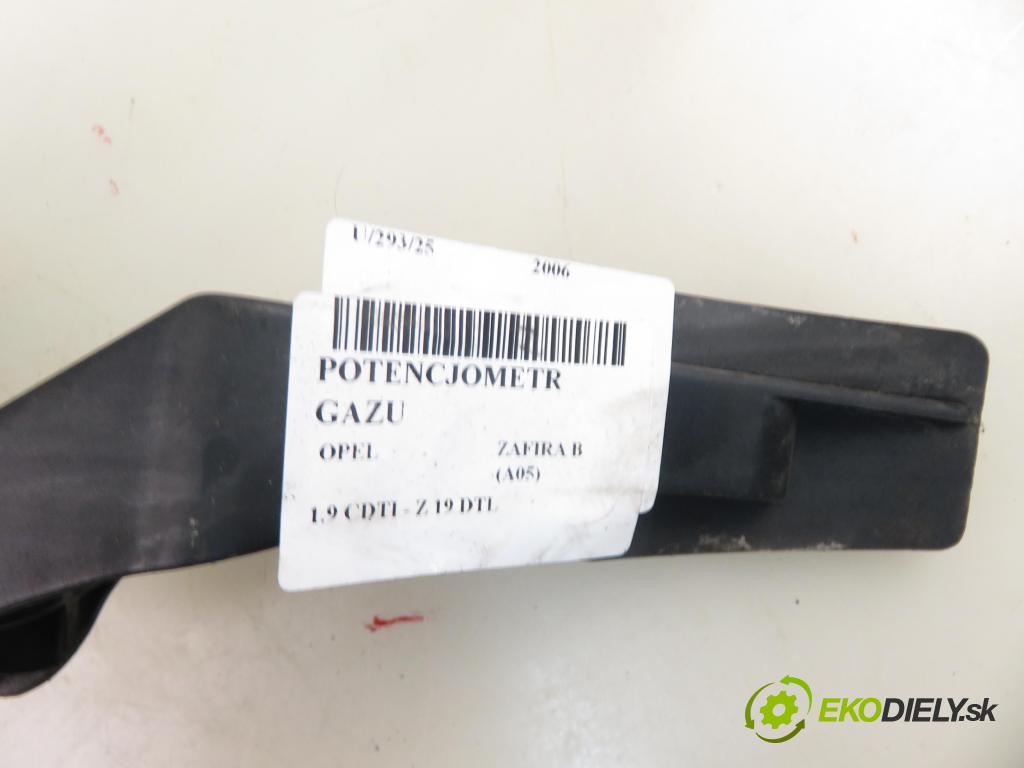 OPEL ZAFIRA B (A05) MINIVAN 2006 74,00 1.9 CDTI 8V 101 - Z 19 DTL 1910,00 potenciometr plynového pedálu 9202341 (Pedály)