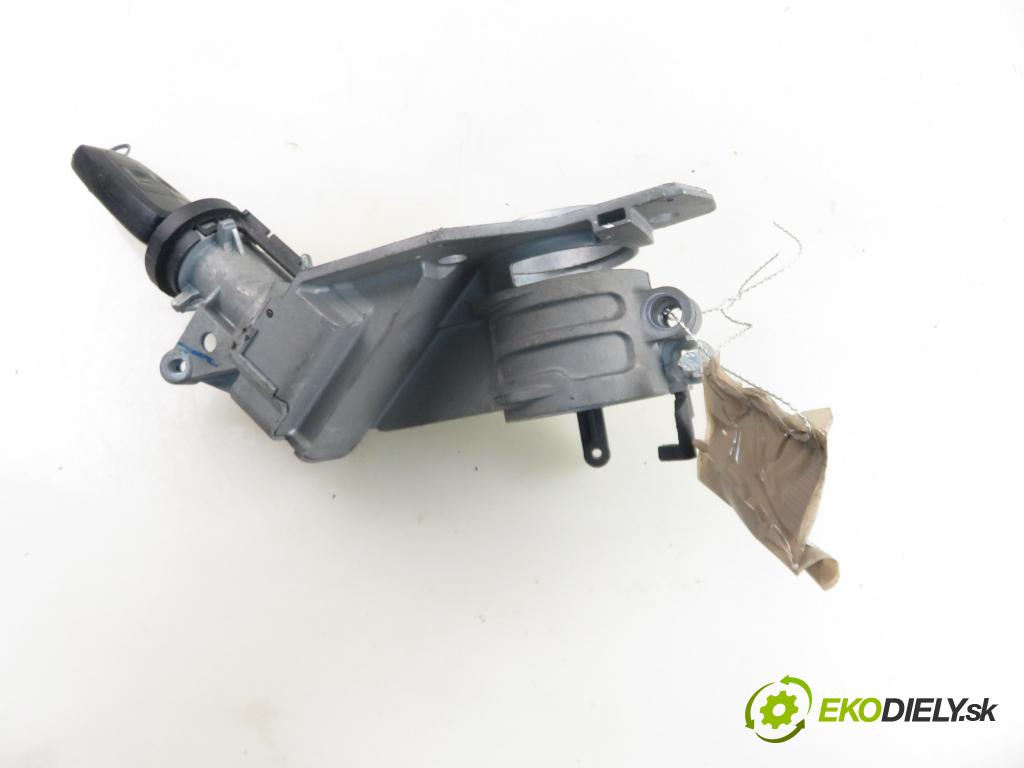 OPEL ZAFIRA B (A05) MINIVAN 2006 74,00 1.9 CDTI 8V 101 - Z 19 DTL 1910,00 spinačka N0501882 (Spínacia skrinka)