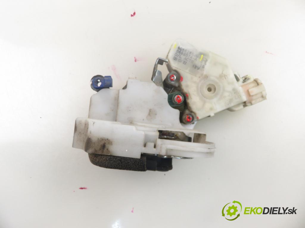 SUZUKI GRAND VITARA II (JT, TE, TD) SUV 2010 95,00 1.9 DDiS 129 - F9Q B 264 1870,00 zámok dveří kufr EL. 8055265J00