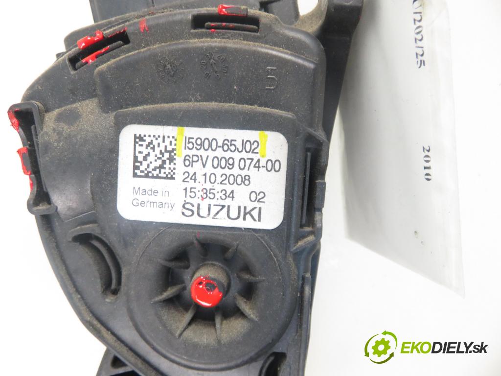 SUZUKI GRAND VITARA II (JT, TE, TD) SUV 2010 95,00 1.9 DDiS 129 - F9Q B 264 1870,00 Potenciometer plynu 590065J02 (Potenciometer plynového pedálu)
