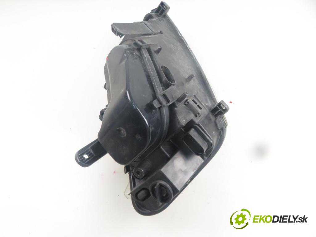 FORD FOCUS C-MAX (DM2) MINIVAN 2005 74,00 1.6 - HWDA 1596,00 Svetlo LP 3M5113006AH