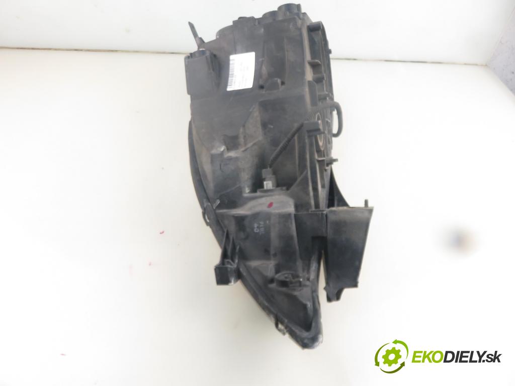 HONDA FR-V (BE) MINIVAN 2006 103,00 2.2 i CTDi 140 - N22A1 2204,00 Svetlo PP 