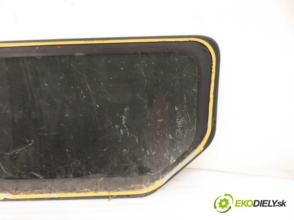 OPEL VIVARO A Autobus (X83) BUS 2003 60,00 1.9 DCI 80 - F9Q 762 1870,00 okno levý boční MEDIÁN
