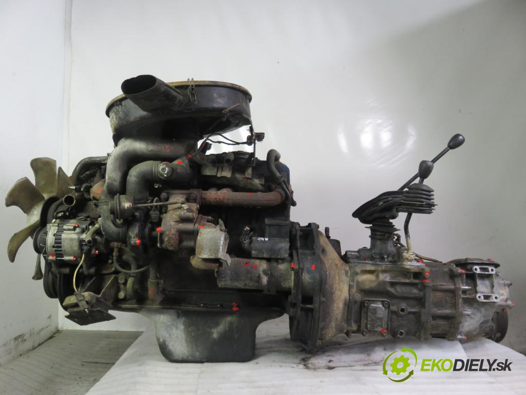 NISSAN PATROL III/1 Hardtop (K160) TERENOWY 1988 81,00 3.2 TD R6 (K160) 110 - SD33T 3246,00 Motor DIESEL SD33T