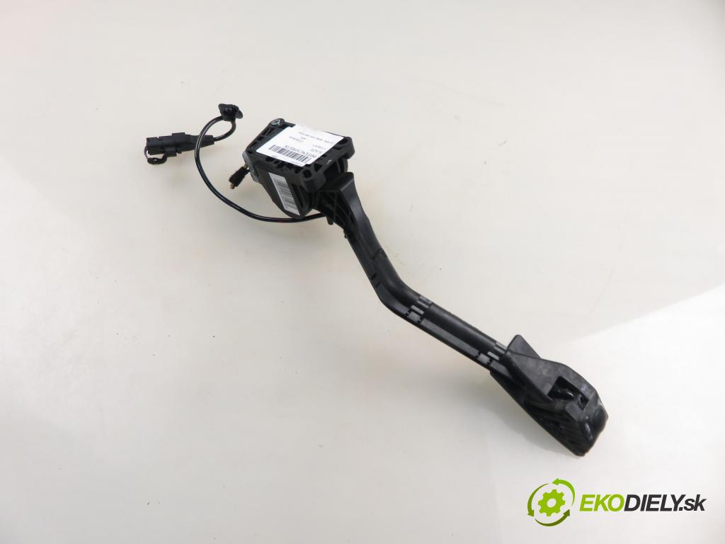 CITROEN C5 III Break (RW_) KOMBI 2009 100,00 2.0 HDi - RHR (DW10BTED4) 1997,00 potenciometr plynového pedálu 9685216080 ; 0028755125 (Pedály)