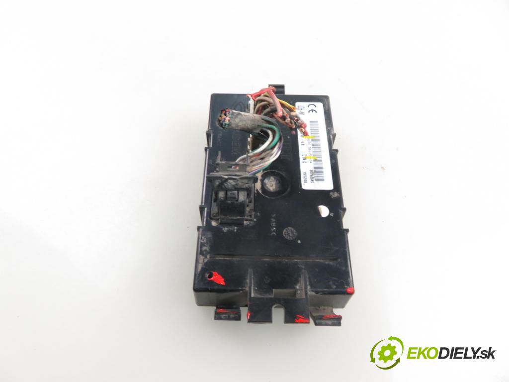 OPEL VIVARO A Autobus (X83) BUS 2003 60,00 1.9 DCI 80 - F9Q 762 1870,00 MODUL BSI 8200156015