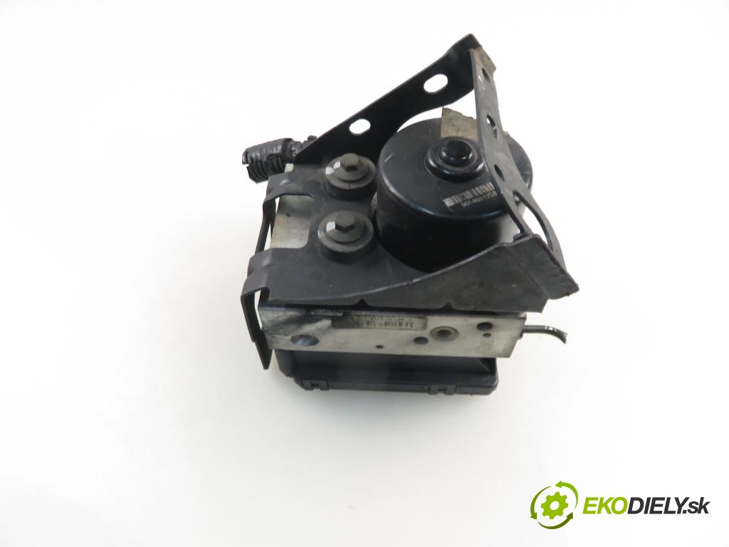 SEAT ALHAMBRA (7V8, 7V9) MINIVAN 2001 85,00 1.9 TDI PD 115 - AUY 1896,00 Pumpa ABS 7M3907379B ; 10094703093 ; 7M3614111 (Pumpa ABS)