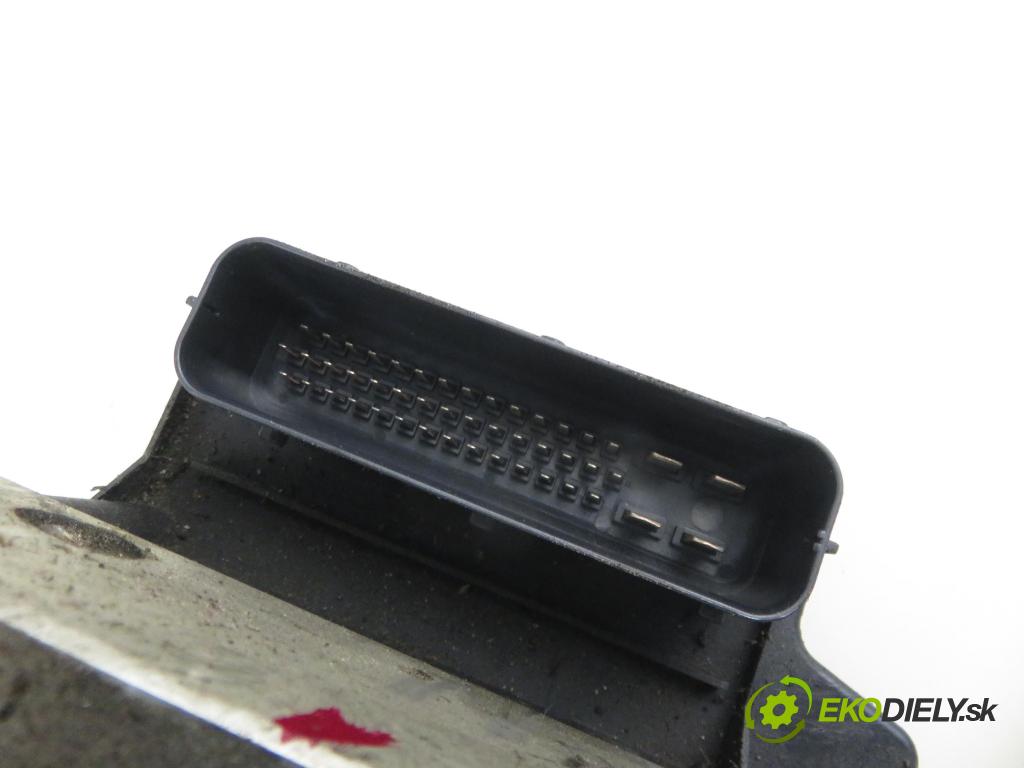 SEAT ALHAMBRA (7V8, 7V9) MINIVAN 2001 85,00 1.9 TDI PD 115 - AUY 1896,00 Pumpa ABS 7M3907379B ; 10094703093 ; 7M3614111 (Pumpa ABS)
