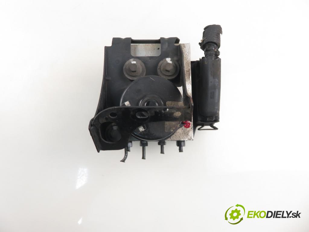 SEAT ALHAMBRA (7V8, 7V9) MINIVAN 2001 85,00 1.9 TDI PD 115 - AUY 1896,00 Pumpa ABS 7M3907379B ; 10094703093 ; 7M3614111 (Pumpa ABS)