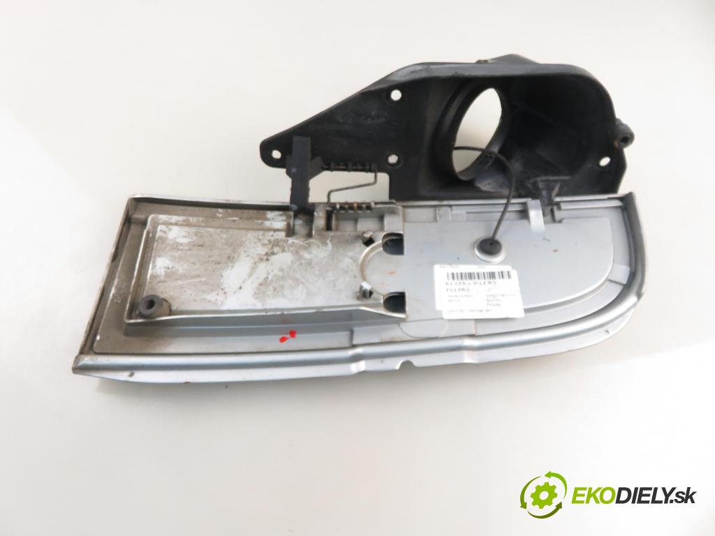 MERCEDES-BENZ VITO / MIXTO Skrzynia (W639) FURGON 2004 110,00 115 CDI 150 - OM 646.982 2148,00 Dvierka nádrže paliva A6397540034 (Kľučka dverí ostatné)
