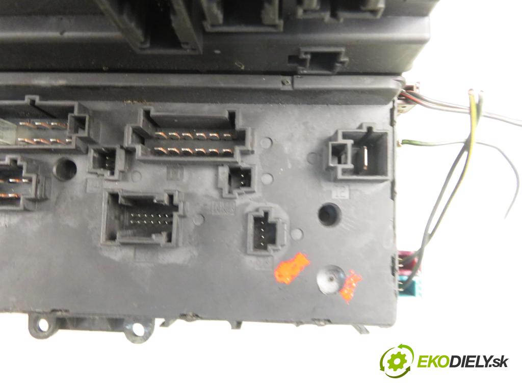 MERCEDES-BENZ VITO / MIXTO Skrzynia (W639) FURGON 2004 110,00 115 CDI 150 - OM 646.982 2148,00 MODUL BSI 6395450201 ; A6395450401