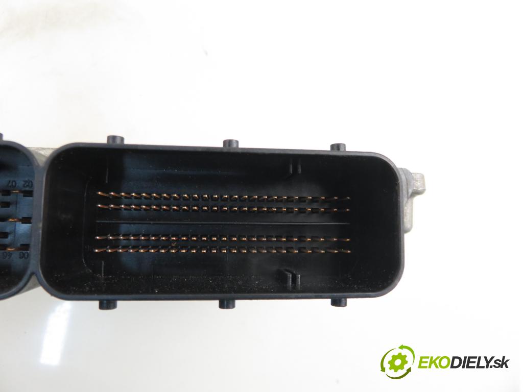 MERCEDES-BENZ VITO / MIXTO Skrzynia (W639) FURGON 2004 110,00 115 CDI 150 - OM 646.982 2148,00 Riadiaca jednotka Motor A6461532491 ; 0281012105