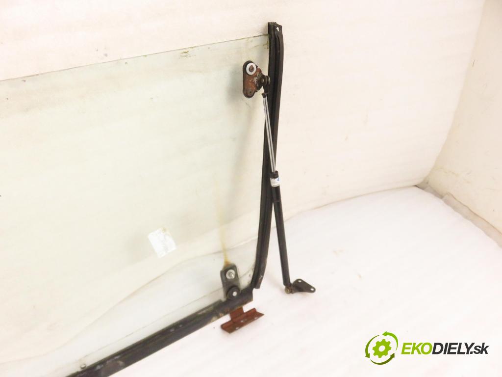 NISSAN PATROL III/1 Hardtop (K160) TERENOWY 1988 81,00 3.2 TD R6 (K160) 110 - SD33T 3246,00 Okno zadné kapota