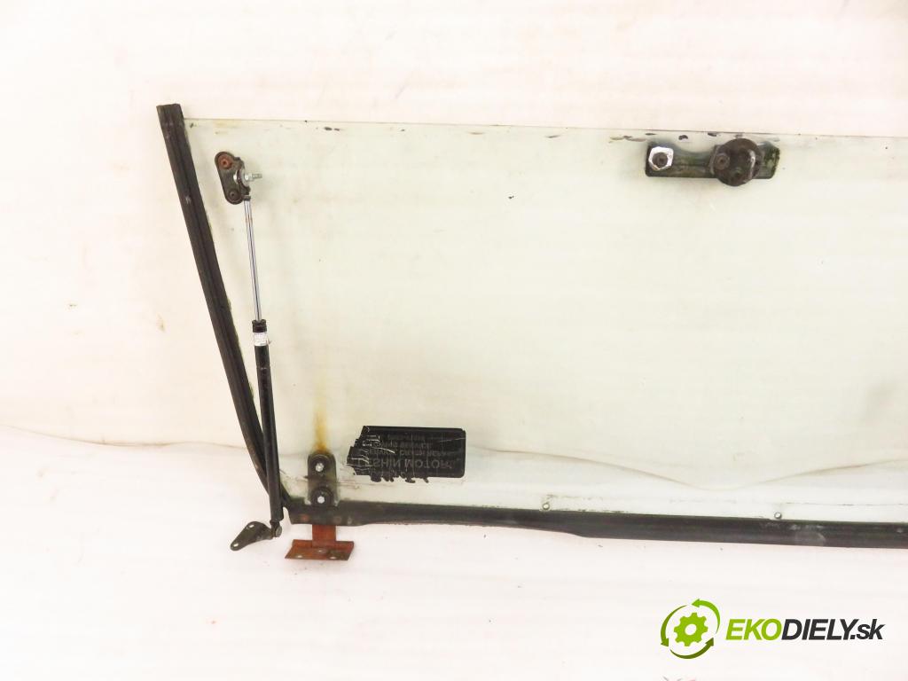 NISSAN PATROL III/1 Hardtop (K160) TERENOWY 1988 81,00 3.2 TD R6 (K160) 110 - SD33T 3246,00 Okno zadné kapota