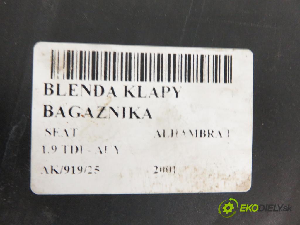 SEAT ALHAMBRA (7V8, 7V9) MINIVAN 2001 85,00 1.9 TDI PD 115 - AUY 1896,00 zadní část - čelo dveří kufr 7M7945111 ; 7M3945111A ; 7M3945112A