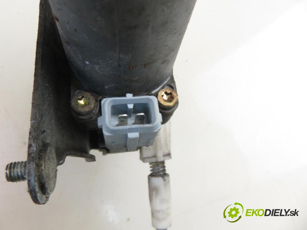 MERCEDES-BENZ VITO Autobus (638) BUS 2001 90,00 112 CDI 2.2 122  - OM 611.980 2151,00 mechanismus oken 0130821667