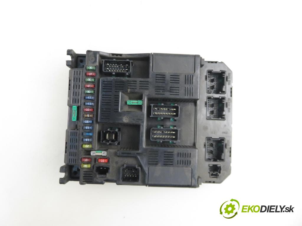 PEUGEOT 307 (3A/C) HB 2002 81,00 1.6 - NFU (TU5JP4) 1587,00 MODUL BSI 9636760580F ; 9644098380