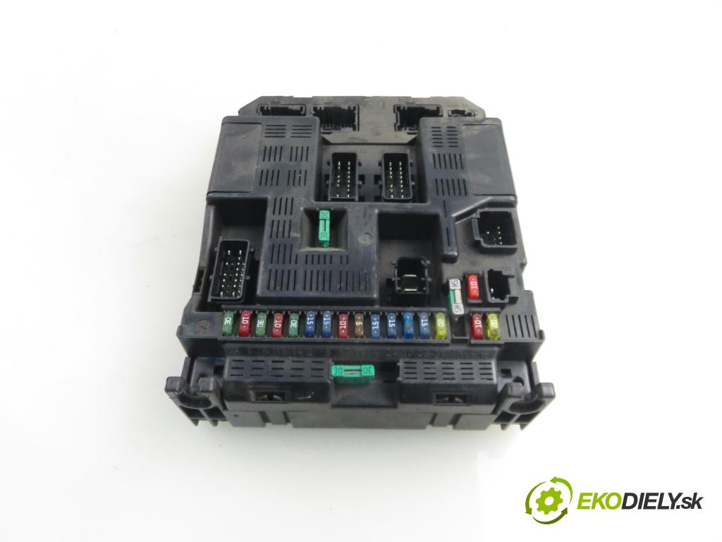 PEUGEOT 307 (3A/C) HB 2002 81,00 1.6 - NFU (TU5JP4) 1587,00 MODUL BSI 9636760580F ; 9644098380