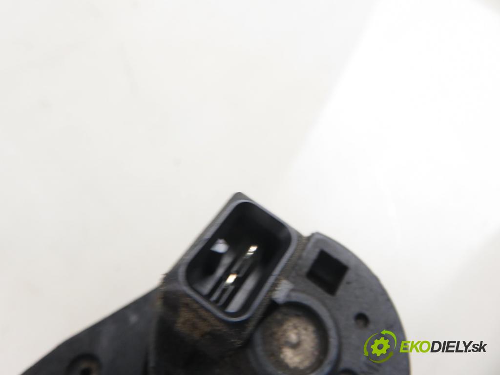 MERCEDES-BENZ VITO / MIXTO Skrzynia (W639) FURGON 2004 110,00 115 CDI 150 - OM 646.982 2148,00 pumpa vody elektrická 0392020044