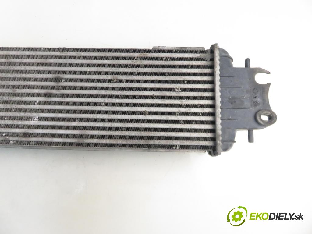 OPEL VIVARO A Autobus (X83) BUS 2003 60,00 1.9 DCI 80 - F9Q 762 1870,00 chladič intercooler 7700312903F
