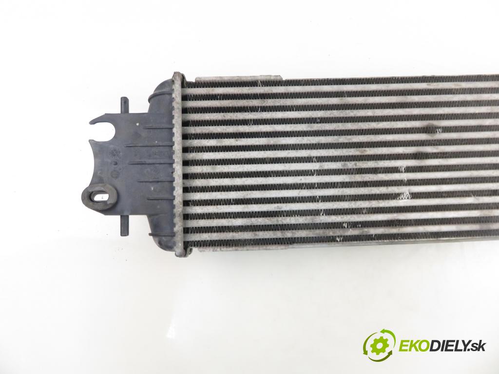 OPEL VIVARO A Autobus (X83) BUS 2003 60,00 1.9 DCI 80 - F9Q 762 1870,00 chladič intercooler 7700312903F