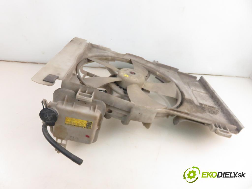 TOYOTA YARIS (_P9_) HB 2005 51,00 1.0 VVT-i (KSP90_) - 1KR-FE 998,00 ventilátor chladič PODNEBÍ / VODA 1636323010 ; 2635005251