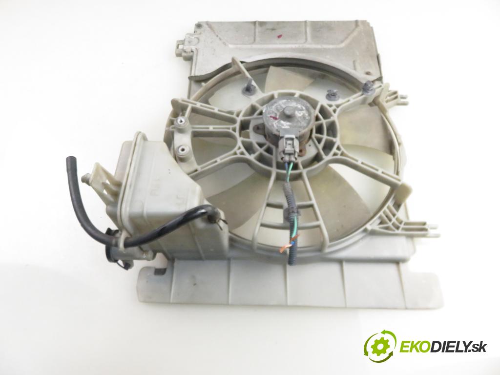 TOYOTA YARIS (_P9_) HB 2005 51,00 1.0 VVT-i (KSP90_) - 1KR-FE 998,00 ventilátor chladič PODNEBÍ / VODA 1636323010 ; 2635005251