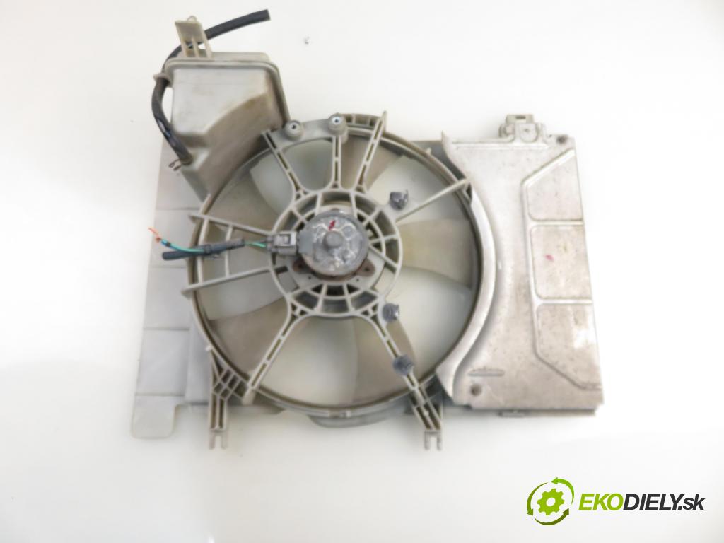 TOYOTA YARIS (_P9_) HB 2005 51,00 1.0 VVT-i (KSP90_) - 1KR-FE 998,00 ventilátor chladič PODNEBÍ / VODA 1636323010 ; 2635005251