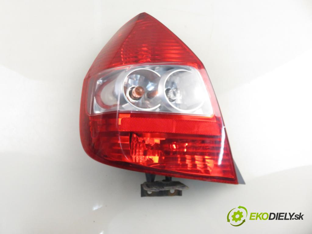 HONDA JAZZ II (GD_, GE3, GE2) HB 2005 57,00 1.2 i-DSI (GD5, GE2) - L12A1 1243,00 světlo levé zadní