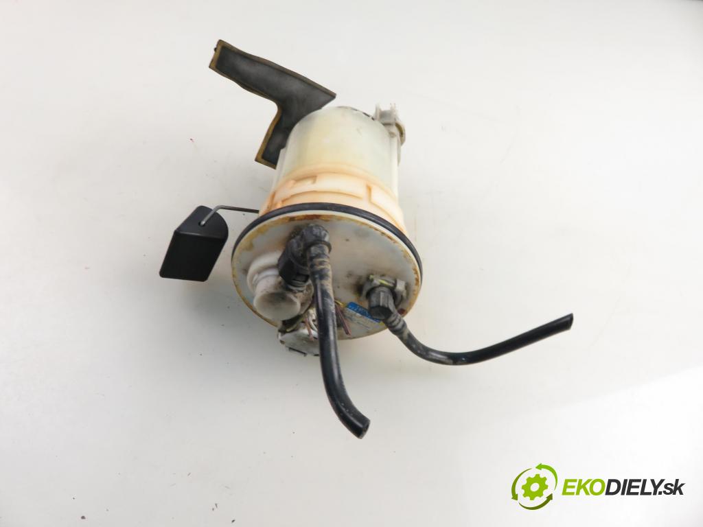 TOYOTA COROLLA kombi (_E12_) KOMBI 2003 71,00 1.4 VVT-i (ZZE120_) - 4ZZ-FE 1398,00 pumpa paliva 7702012490