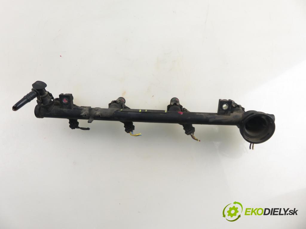 RENAULT LAGUNA II Grandtour (KG0/1_) KOMBI 2001 0,00 1.8 16V (KG0J) - F4P 774 1783,00 Lišta vstrekovacia 7700112777 ; H028797 ; ITG048 (Vstrekovacia lišta)