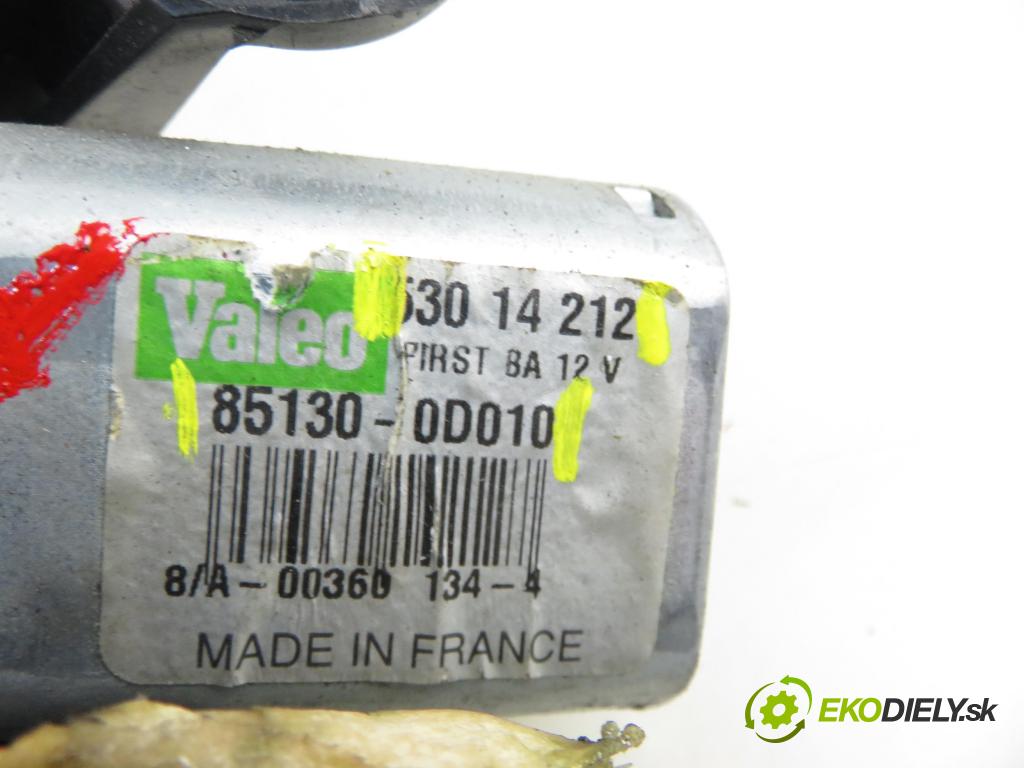 TOYOTA YARIS (_P1_) HB 2000 50,00 1.0 VVT- i 68 - 1SZ-FE 998,00 motorek stěrače ZADNÍ: 53014212 ; 851300D010