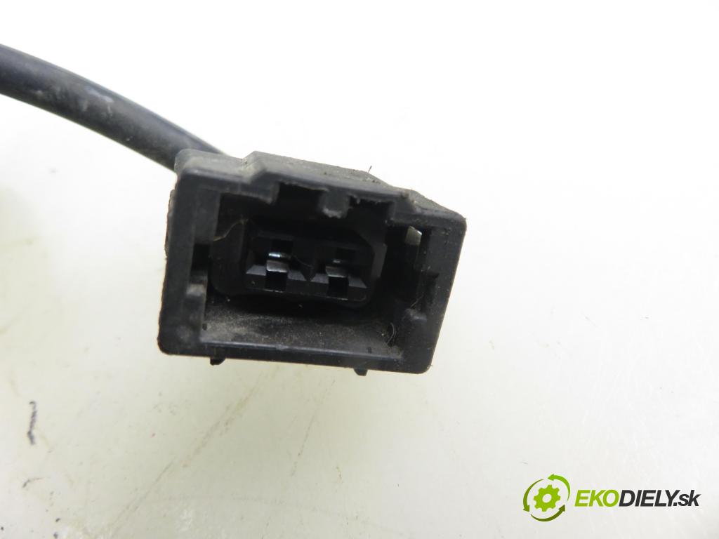 VW LUPO (6X1, 6E1) HB 2001 37,00 1.0 50 - AHT (Skoda) 997,00 Alternátor 047903015G (Alternátor)