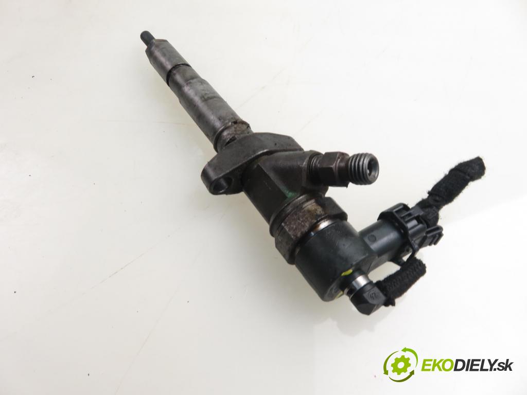 RENAULT ESPACE III (JE0_) MINIVAN 2001 0,00 2.2 dCi (JE0K) - G9T 710 2188,00 vstrekovač 0445110038 ; 8200010074 (Vstrekovač paliva)