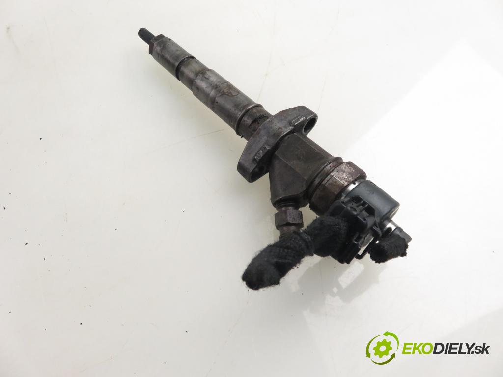 RENAULT ESPACE III (JE0_) MINIVAN 2001 0,00 2.2 dCi (JE0K) - G9T 710 2188,00 vstrekovač 0445110038 ; 8200010074 (Vstrekovač paliva)