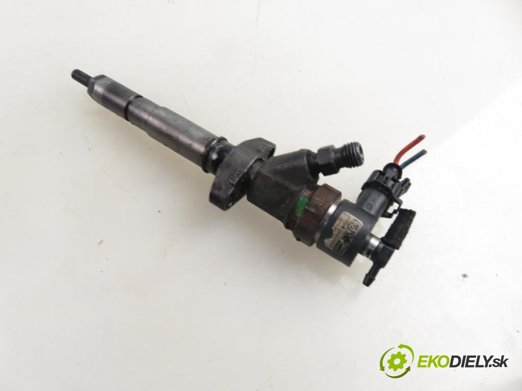 RENAULT ESPACE III (JE0_) MINIVAN 2001 0,00 2.2 dCi (JE0K) - G9T 710 2188,00 vstrekovač 0445110038 ; 8200010074 (Vstrekovač paliva)
