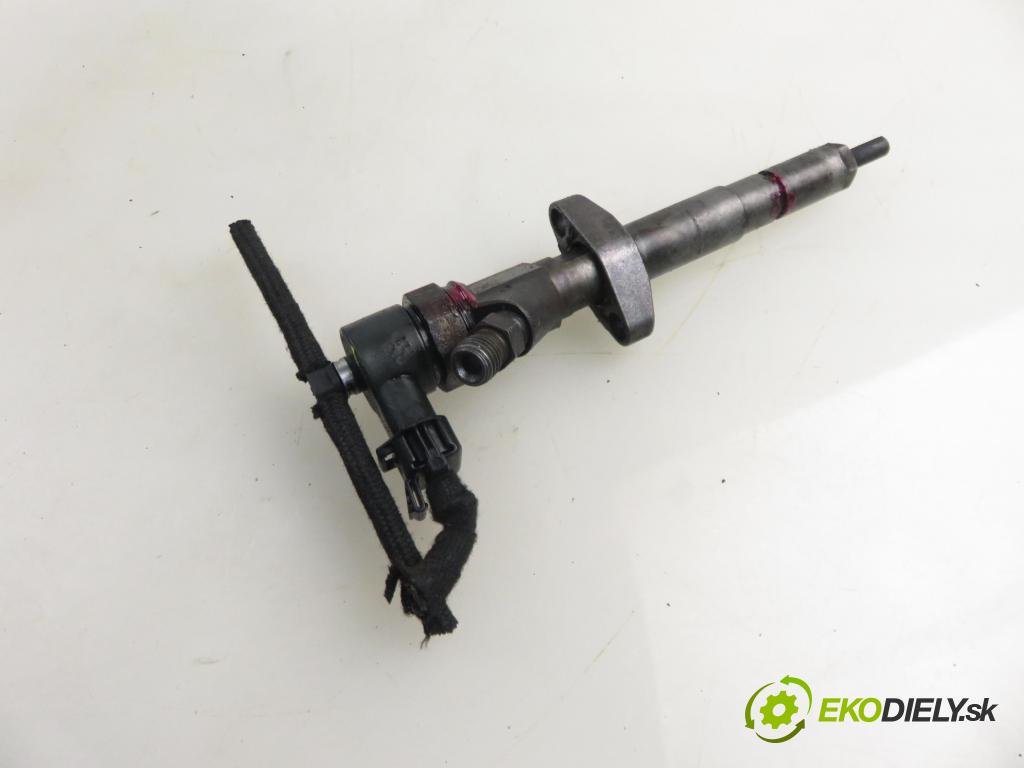 RENAULT ESPACE III (JE0_) MINIVAN 2001 0,00 2.2 dCi (JE0K) - G9T 710 2188,00 vstrekovač 0445110038 ; 8200010074 (Vstrekovač paliva)