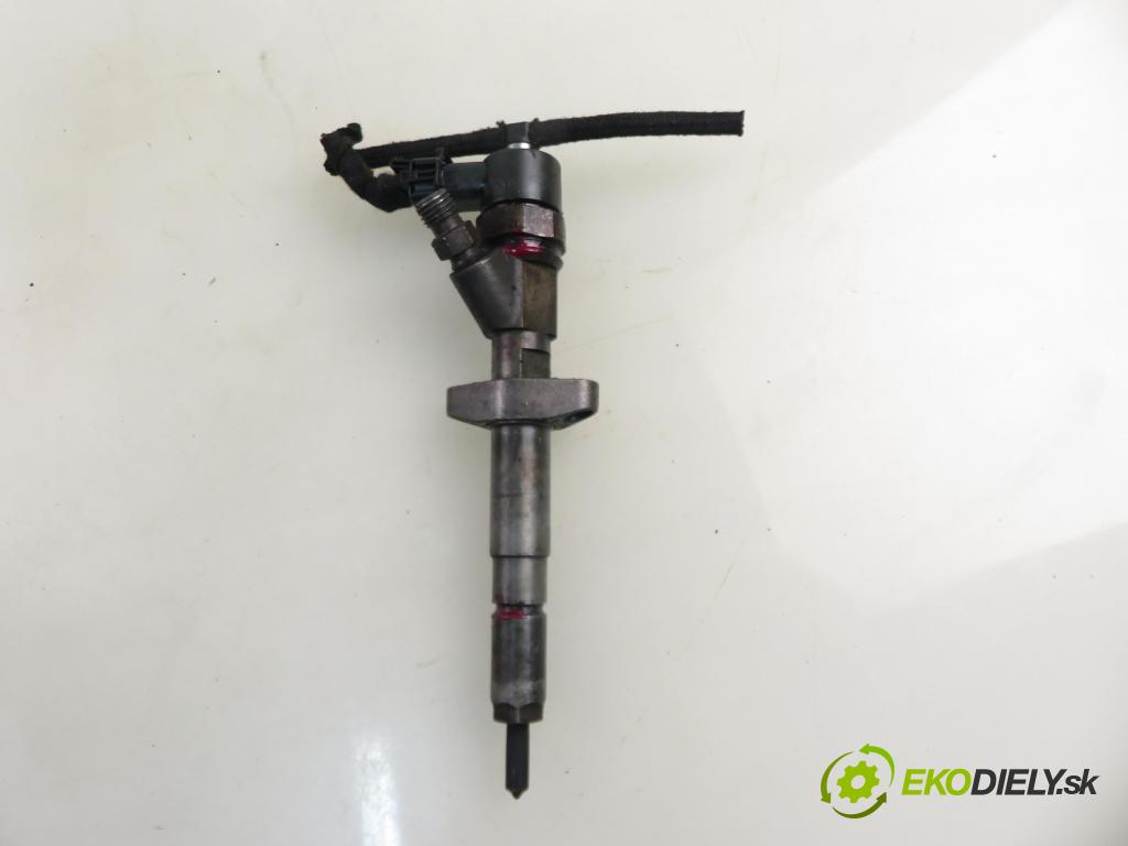 RENAULT ESPACE III (JE0_) MINIVAN 2001 0,00 2.2 dCi (JE0K) - G9T 710 2188,00 vstrekovač 0445110038 ; 8200010074 (Vstrekovač paliva)