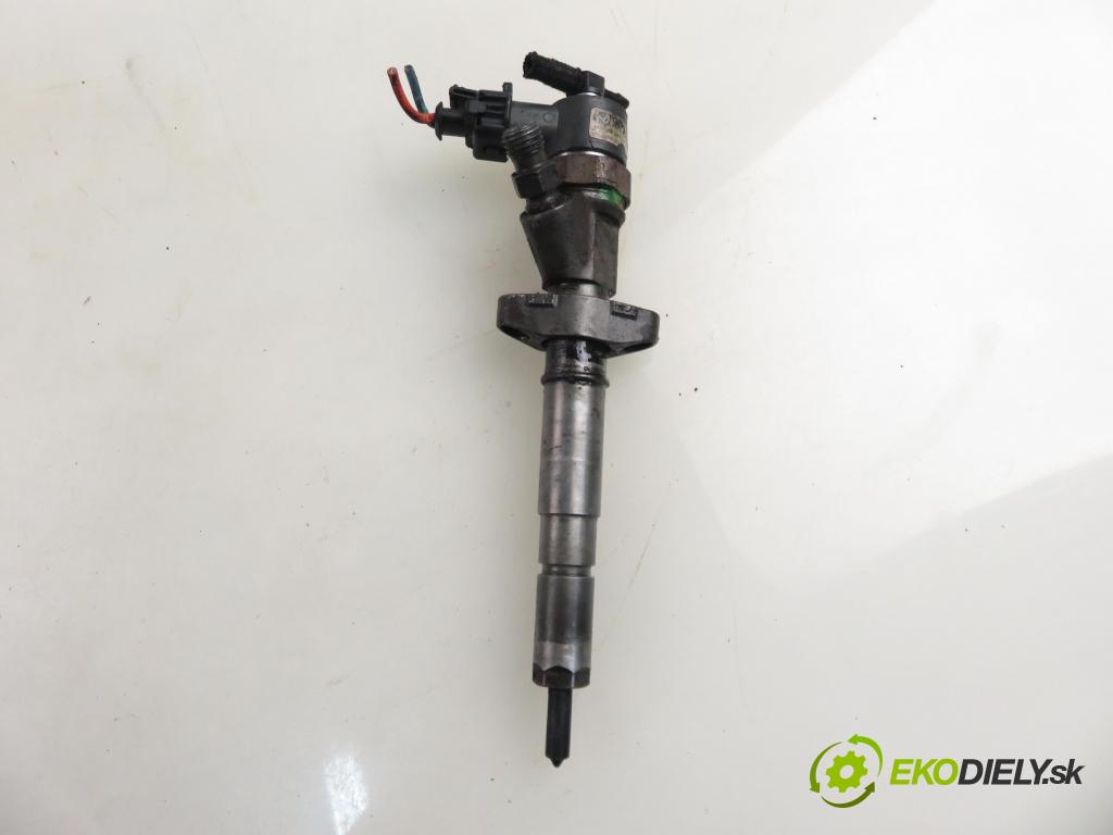 RENAULT ESPACE III (JE0_) MINIVAN 2001 0,00 2.2 dCi (JE0K) - G9T 710 2188,00 vstrekovač 0445110038 ; 8200010074 (Vstrekovač paliva)